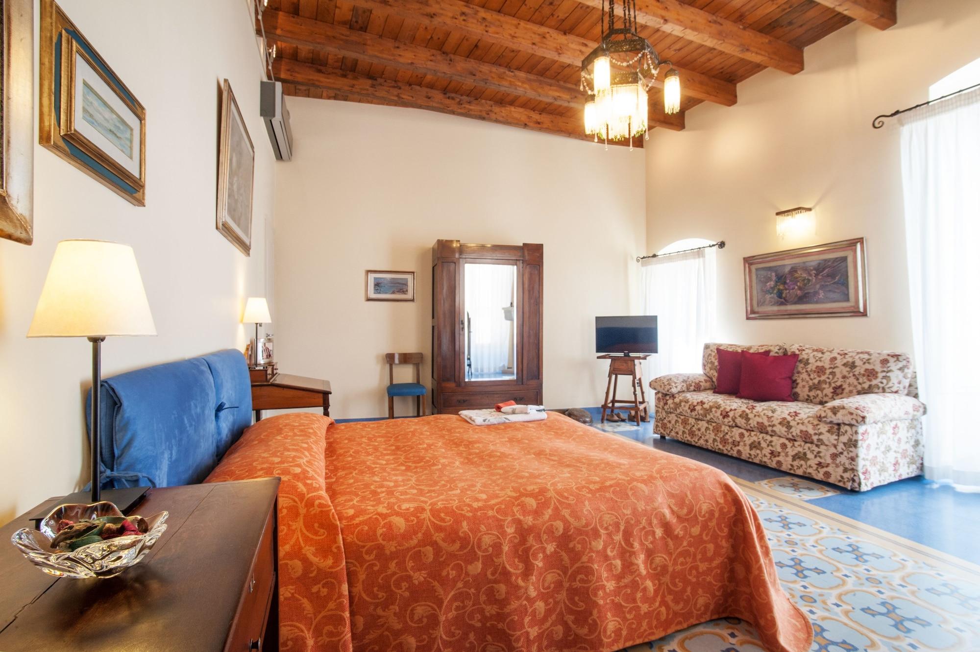 Vinslounge Suite Barletta Bagian luar foto