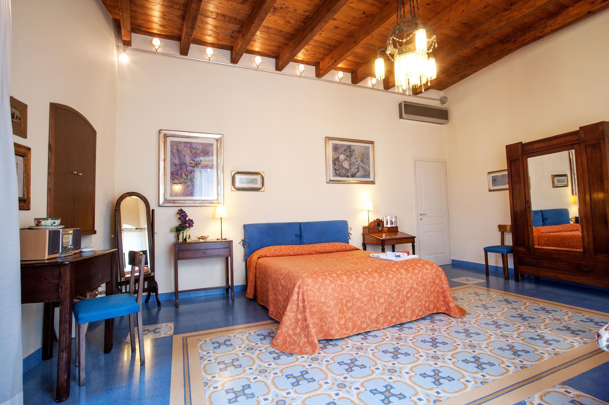 Vinslounge Suite Barletta Bagian luar foto