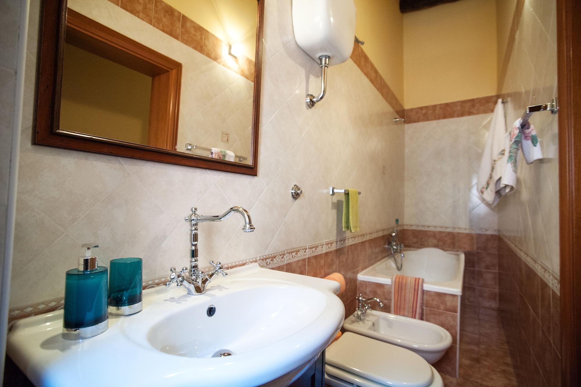 Vinslounge Suite Barletta Bagian luar foto
