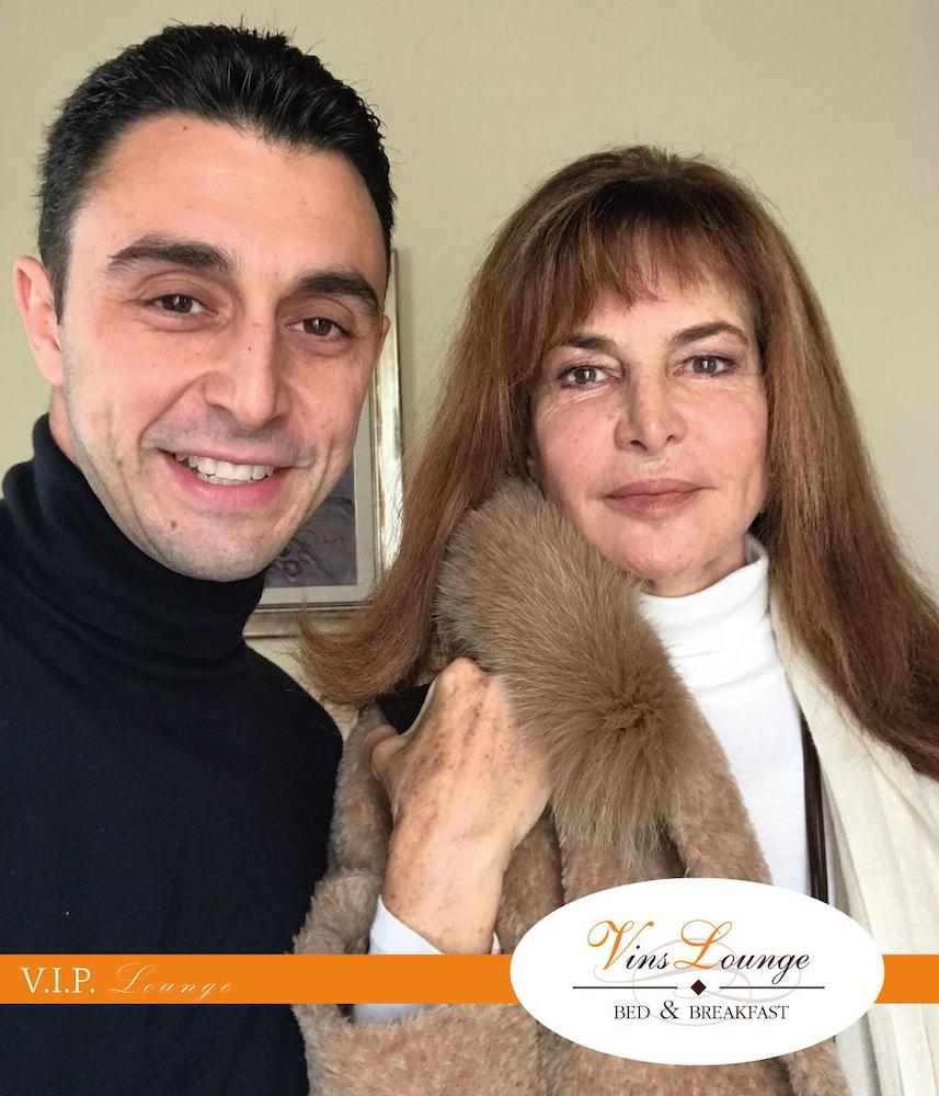 Vinslounge Suite Barletta Bagian luar foto