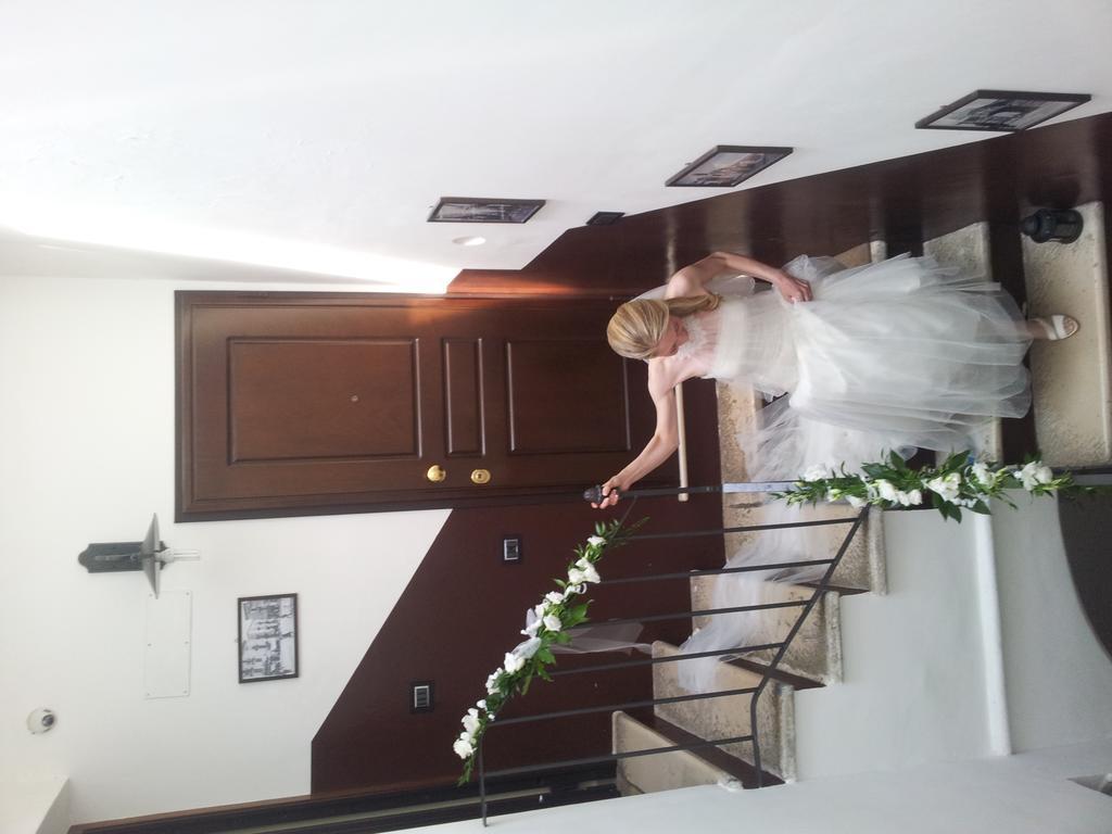 Vinslounge Suite Barletta Bagian luar foto
