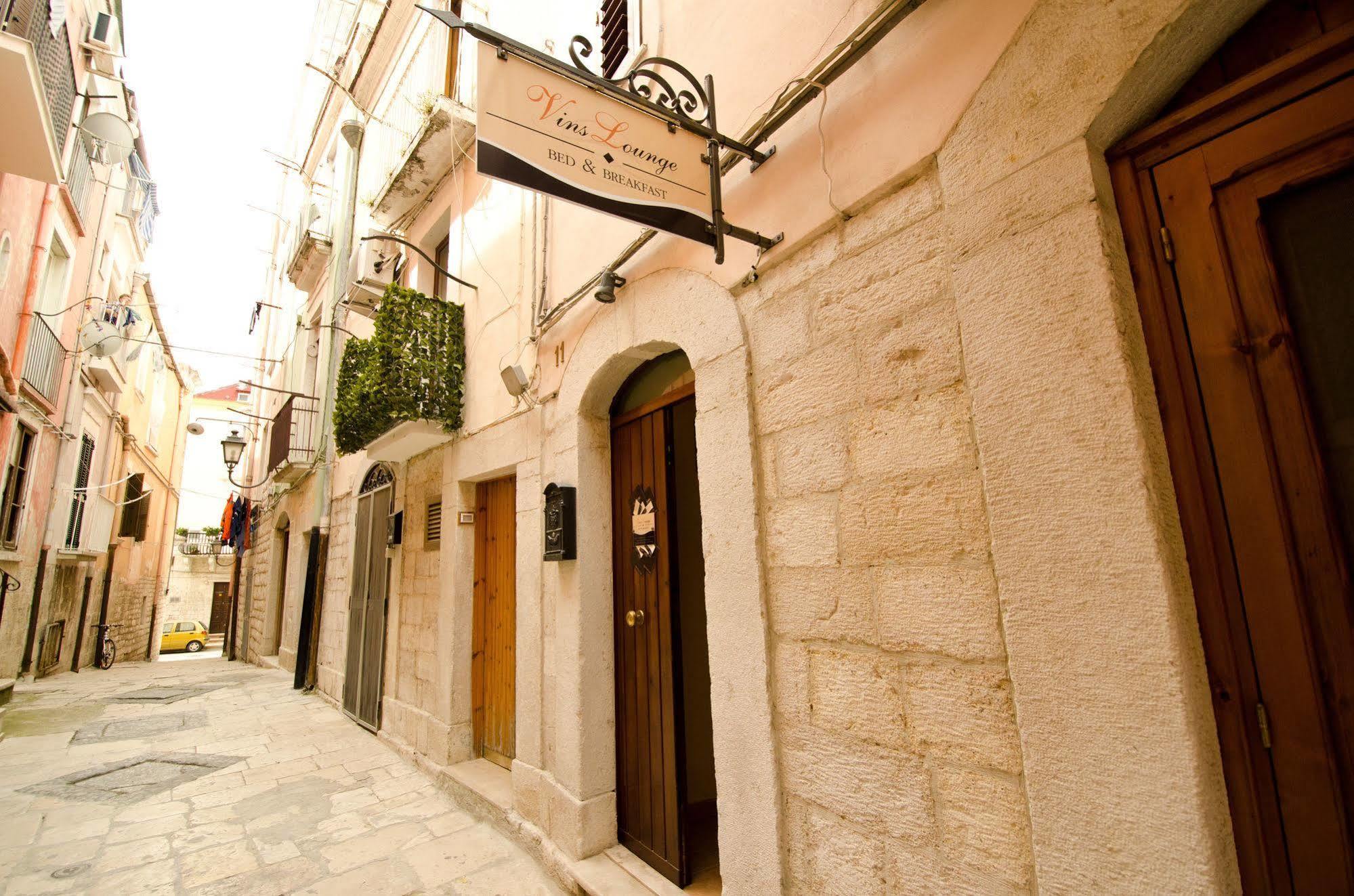 Vinslounge Suite Barletta Bagian luar foto